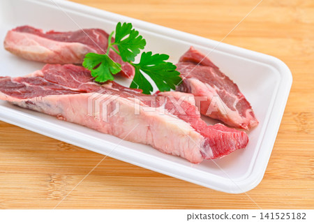 包裝好的生薩福克雜交羊肉 包裝好的生薩福克雜交羊肉 141525182