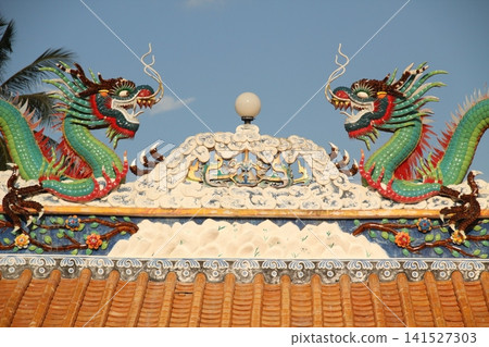 Detail of a temple in Koh Samui, Thailand Detail of a temple in Koh Samui, Thailand 141527303