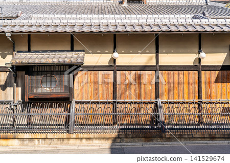 Kyoto, Rokkaku Street, Tea House Rokujuan: Kubo Family Residence (former residence of Imao Keinen, former restaurant Hyōju), a Kyoto townhouse from the Taisho era. Kyoto, Rokkaku Street, Tea House Rokujuan: Kubo Family Residence (former residence of Imao Keinen, former restaurant Hyōju), a Kyoto townhouse from the Taisho era. 141529674