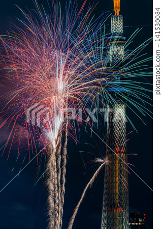 Tokyo's downtown area: Sumida River Fireworks Festival and Tokyo Skytree - A Japanese landscape Tokyo's downtown area: Sumida River Fireworks Festival and Tokyo Skytree - A Japanese landscape 141530084