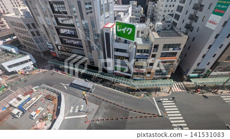 Redevelopment work around Kamata Station and an aerial view of the road in front of the station. Redevelopment work around Kamata Station and an aerial view of the road in front of the station. 141531083
