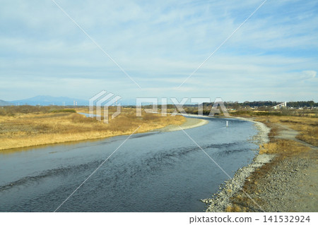 JR東日本宇都宮線岡本站至寶石寺站之間的風景(2023年冬季) JR東日本宇都宮線岡本站至寶石寺站之間的風景(2023年冬季) 141532924