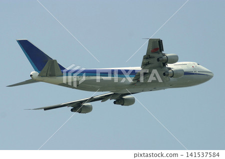 The moment the B747 (Jumbo Jet) took off and began to climb The moment the B747 (Jumbo Jet) took off and began to climb 141537584