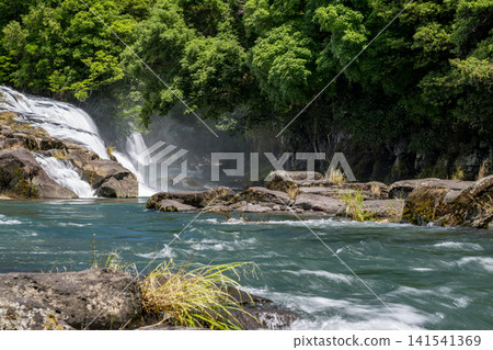 A spectacular view of Yokotaki, which has abundant water flowing downstream of the Kikuchi Gorge A spectacular view of Yokotaki, which has abundant water flowing downstream of the Kikuchi Gorge 141541369
