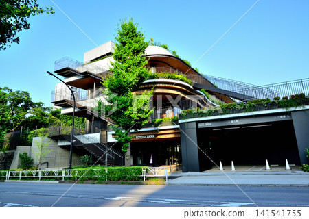 代代木公園,一個在藍天映襯下熠熠生輝的新景點:代代木公園 BE STAGE 代代木公園,一個在藍天映襯下熠熠生輝的新景點:代代木公園 BE STAGE 141541755