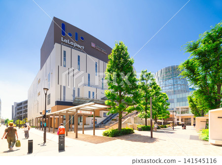 筑波快線柏之葉校區站前的城市景觀。 141545116