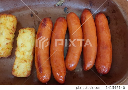 Chorizo and potato 141546140