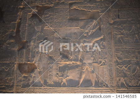 考姆翁布 (Kom Ombo) 廟宇浮雕 考姆翁布 (Kom Ombo) 考姆翁布 (Kom Ombo) 廟宇浮雕 考姆翁布 (Kom Ombo) 141546585