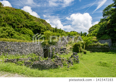 Chinen Castle Ruins, a historical site in Nanjo City Chinen Castle Ruins, a historical site in Nanjo City 141547283