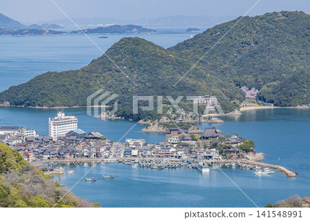 廣島縣福山市，天氣晴朗的鞆之浦市 141548991