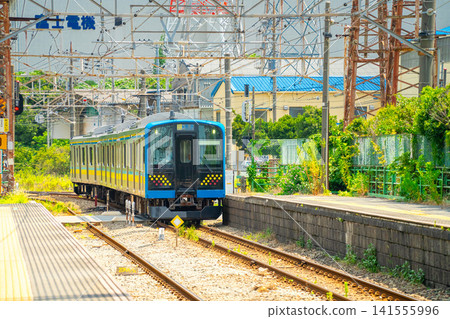 JR鶴見線E131系列1000系列 JR鶴見線E131系列1000系列 141555996