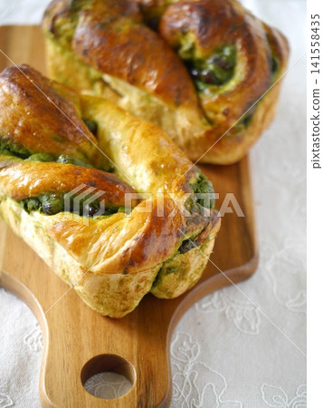 Matcha Kanoko Bread Matcha Kanoko Bread 141558435