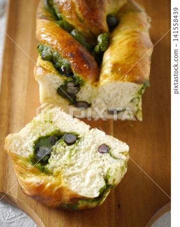 Matcha Kanoko Bread Matcha Kanoko Bread 141558439