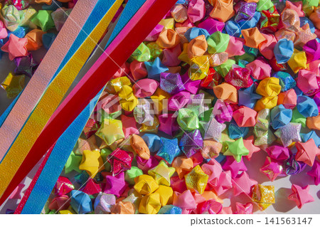 It is a collection of paper stars. It is a collection of paper stars. 141563147