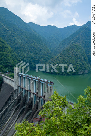 Sakuma Dam and Sakuma Lake Sakuma Dam and Sakuma Lake 141564722