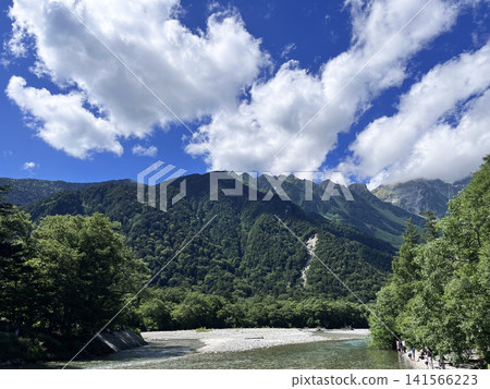 Summer in Kamikochi, Mt. Kasumizawa Summer in Kamikochi, Mt. Kasumizawa 141566223