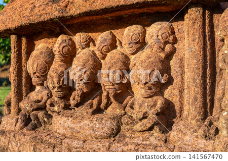 Ancient tiki carvings at Tohua Temehea, Taiohae, Nuku Hiva, French Polynesia Ancient tiki carvings at Tohua Temehea, Taiohae, Nuku Hiva, French Polynesia 141567470