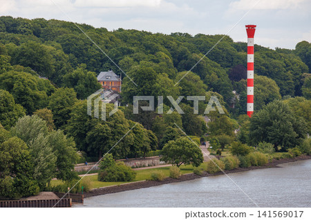 hamburg city and the elbe river hamburg city and the elbe river 141569017