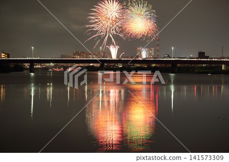 The Kano River Fireworks Festival reflected on the surface of the Kano River The Kano River Fireworks Festival reflected on the surface of the Kano River 141573309