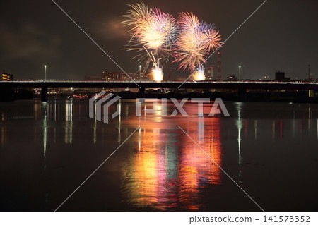 The Kano River Fireworks Festival reflected on the surface of the Kano River The Kano River Fireworks Festival reflected on the surface of the Kano River 141573352