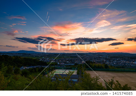 Shiroyamadai Castle Ruins, Kizugawa City, Kyoto Prefecture - Ultra-wide-angle lens - Magic Hour: Changing Sunset Sky ④ Shiroyamadai Castle Ruins, Kizugawa City, Kyoto Prefecture - Ultra-wide-angle lens - Magic Hour: Changing Sunset Sky ④ 141574085