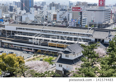 Fukuyama City, Hiroshima Prefecture: Springtime streetscape of Fukuyama (around JR Fukuyama Station) Fukuyama City, Hiroshima Prefecture: Springtime streetscape of Fukuyama (around JR Fukuyama Station) 141574483