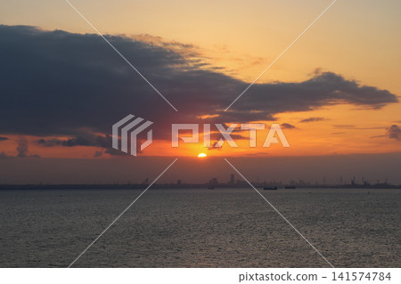 Evening view from Umihotaru 141574784