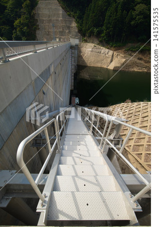 Yoshinosegawa Dam Yoshinosegawa Dam 141575535