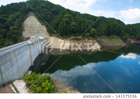 Yoshinosegawa Dam Yoshinosegawa Dam 141575556