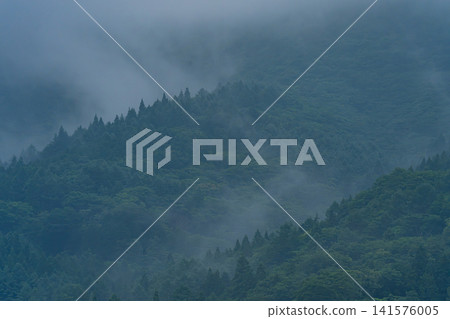 Mist rising from the mountains Mist rising from the mountains 141576005