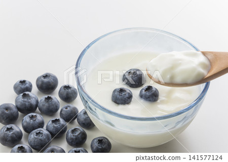 Blueberry Yogurt Blueberries Blueberry Yogurt Blueberries 141577124