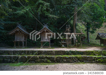 島根縣上武神社,神社內的附屬神社 島根縣上武神社,神社內的附屬神社 141580030