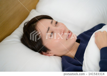 日本女性失眠症 日本女性失眠症 141583314