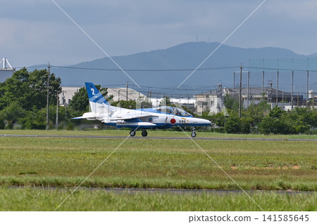 [Shizuoka] The Blue Impulse aerobatic team came to Hamamatsu Air Base's Air Park. So cool! 141585645