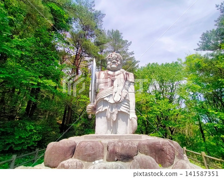 The Thirty-Three Kannon Statues of Tazukayama The Thirty-Three Kannon Statues of Tazukayama 141587351