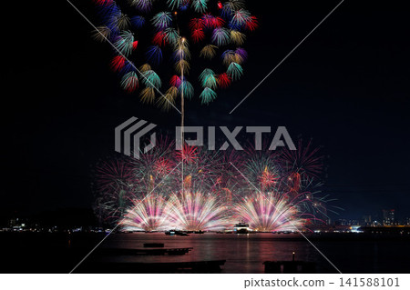廣島港夢煙火大會 141588101