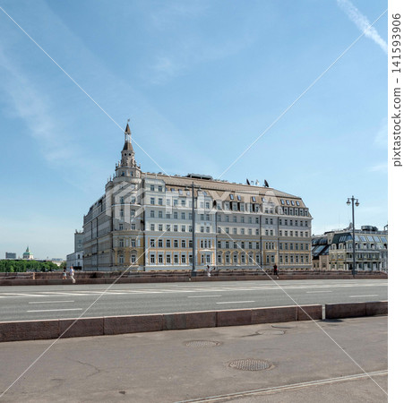 Moscow Russia May 20 2026 View of Bolshoy Moskvoretsky Bridge over Moscow River near the Kremlin on a sunny day Moscow Russia May 20 2026 View of Bolshoy Moskvoretsky Bridge over Moscow River near the Kremlin on a sunny day 141593906