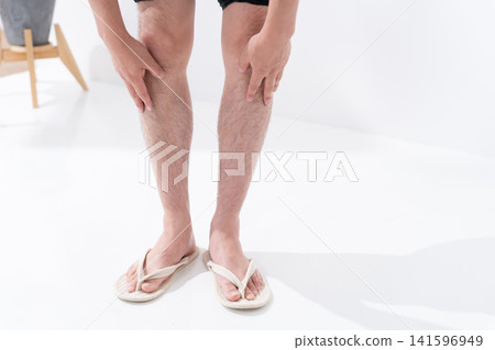Men's shin hair 141596949