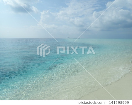 Maldives Sandbank Maldives Sandbank 141598999