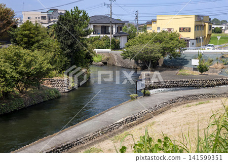 The scenery of Minami-Shinkawa in Asakura City, the Goshoya Ruins, and Kakuma Tenbin. The scenery of Minami-Shinkawa in Asakura City, the Goshoya Ruins, and Kakuma Tenbin. 141599351