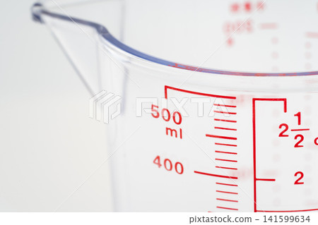 Close-up of a 500ml measuring cup Close-up of a 500ml measuring cup 141599634