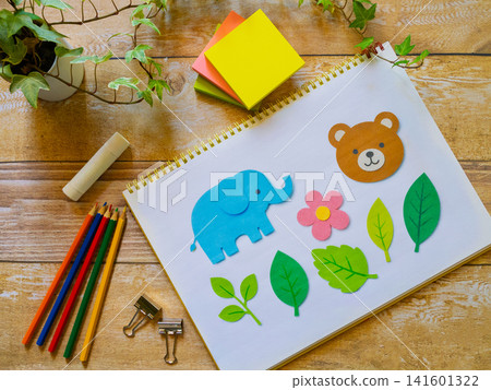 Craft materials and colored paper art Craft materials and colored paper art 141601322