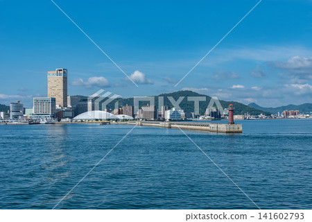 香川縣：從海上眺望高松港 141602793