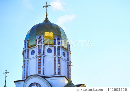 Easter.Golden dome,majestic Christian church Easter.Golden dome,majestic Christian church 141603226