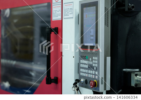 injection molding machine with CNC control panel injection molding machine with CNC control panel 141606334