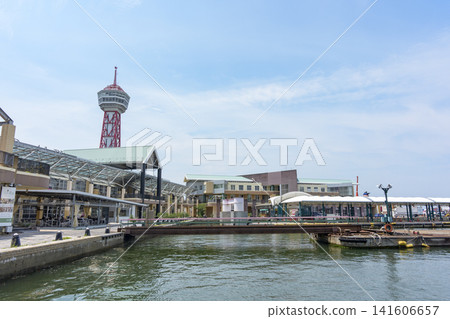 福岡縣博多港:從博多海灣廣場和博多港塔眺望港口景色 福岡縣博多港:從博多海灣廣場和博多港塔眺望港口景色 141606657