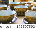 Kutani ware tea utensils... [Tea bowls and teapots] 141607392