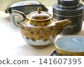 Kutani ware tea utensils... [Tea bowls and teapots] 141607395