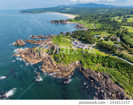 初夏青森縣八戶市種差海岸的空中景觀 初夏青森縣八戶市種差海岸的空中景觀 141611157