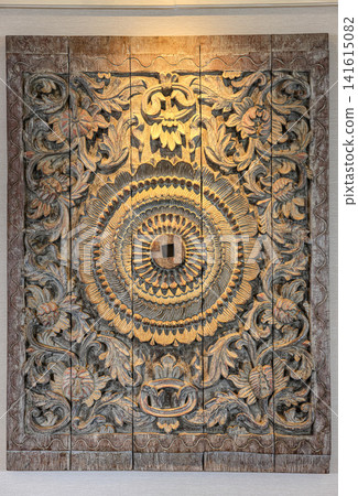 carved wooden wallpaper, old wood sculptured, wood carving, antique wood circle art . carved wooden wallpaper, old wood sculptured, wood carving, antique wood circle art . 141615082